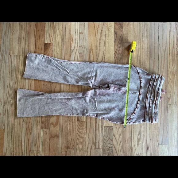NWOT Free People Movement cropped Jogger - Picture 5 of 9